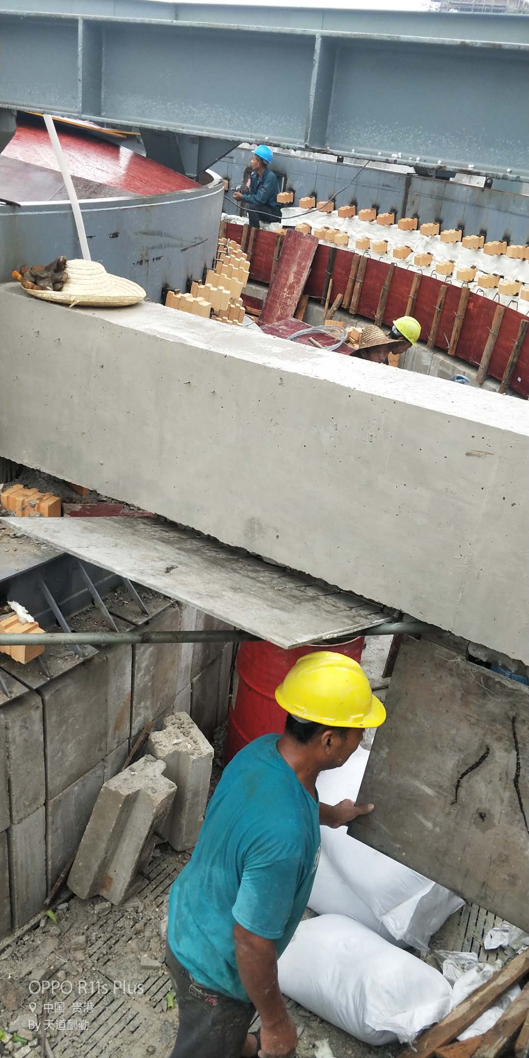 链篦机回转窑球团线施工